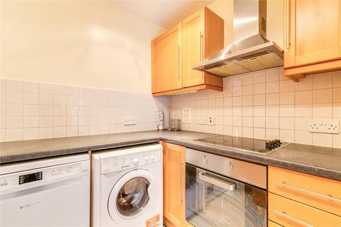 2 bedroom apartment to rent, New Park Road, SW2