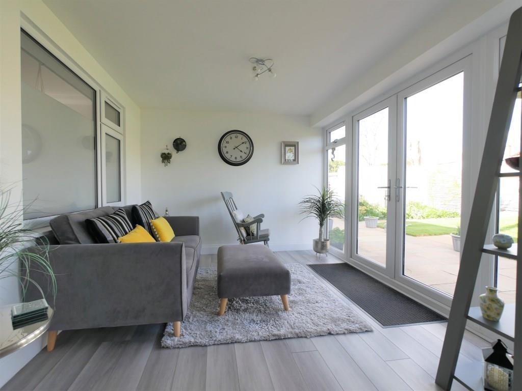 Dale Hall Lane, Ipswich 3 bed detached bungalow £500,000