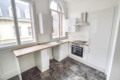2 bedroom terraced house to rent - 4 Silver Street , Hull,  , HU1