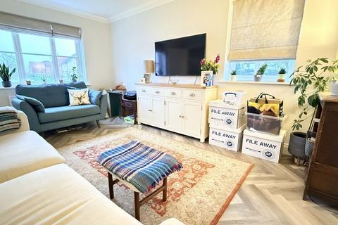 3 bedroom detached house to rent, Hawker Drive, Soham, Ely