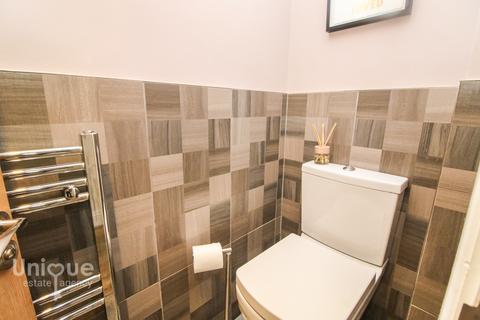 94 Knowle Avenue, Blackpool, FY2 9UU