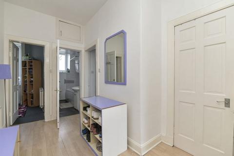 2 bedroom flat for sale - 33/6 Restalrig Road, EDINBURGH, EH6 8BD
