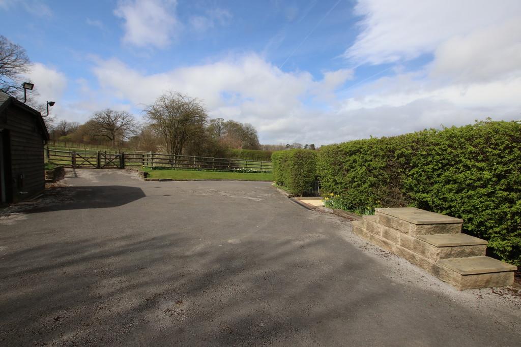 Stable Yard