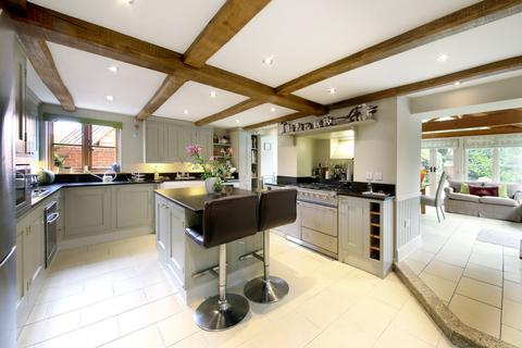 Grendon House Bottle Lane, Mattingley, Hook, RG27 8LD