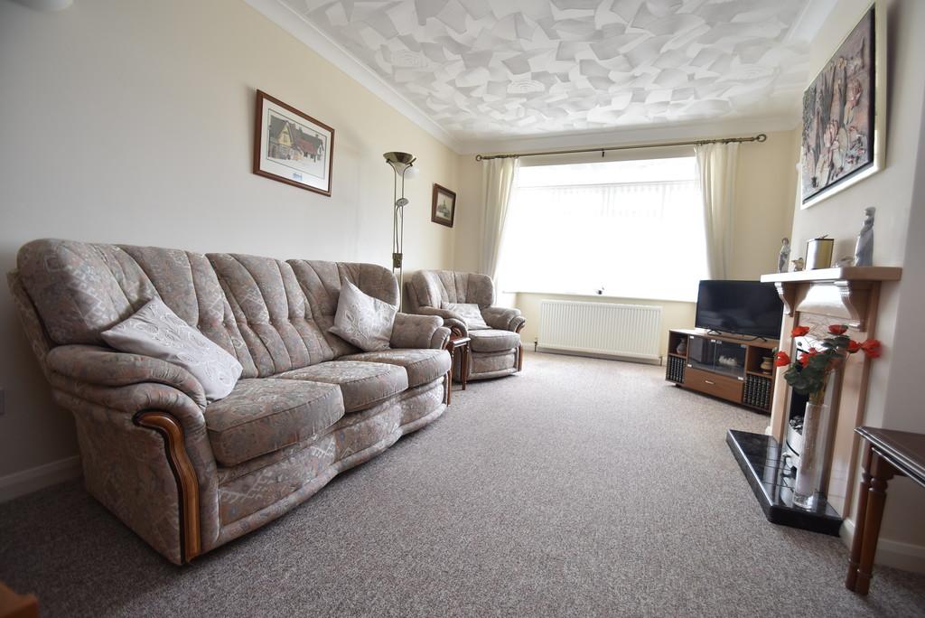 Park Lane, Glemsford 2 bed detached bungalow £315,000