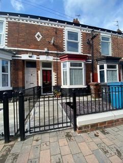 2 bedroom terraced house for sale - Dover Crescent, Off Beverley Road