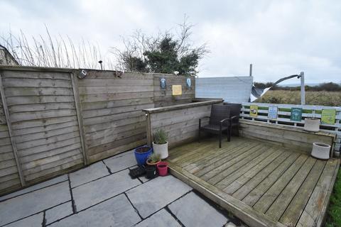 5 Queens Clos, Roche, St Austell, PL26 8FR