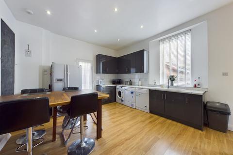 3 bedroom end of terrace house to rent - Cathcart Avenue, St Judes