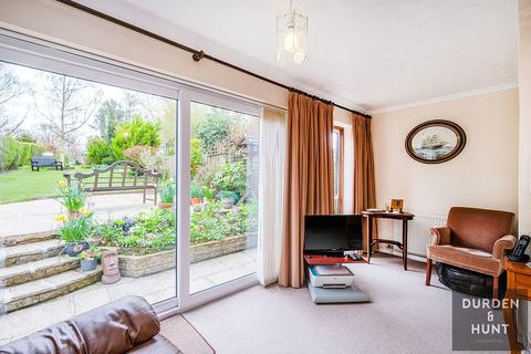 Kemsing Bournebridge Lane, Stapleford Abbotts, Romford, RM4 1LT