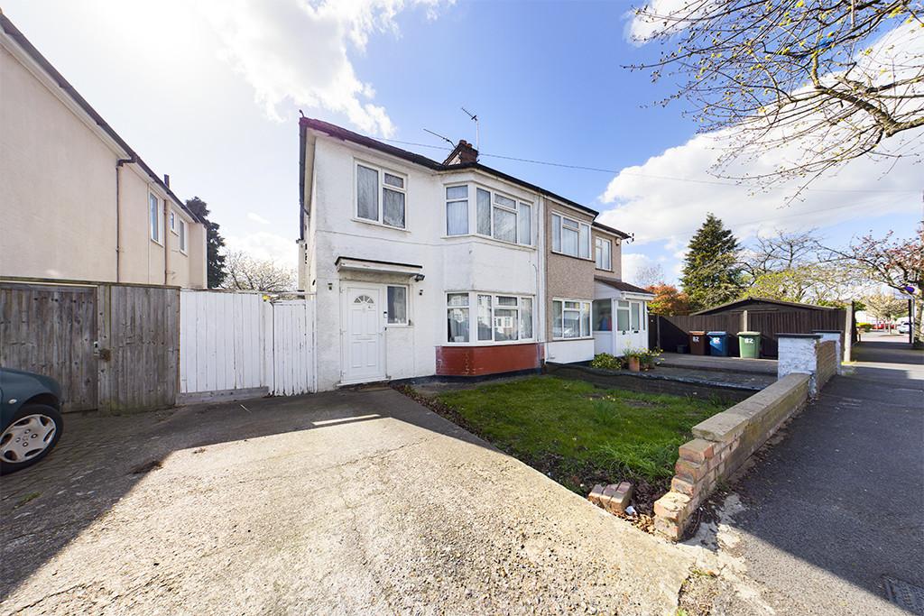 Canterbury Road, Harrow 3 bed semidetached house £625,000