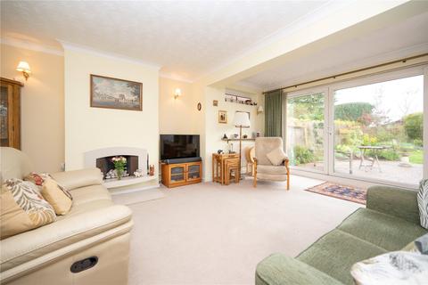 2 bedroom bungalow for sale - Ragged Hall Lane, St. Albans, Hertfordshire