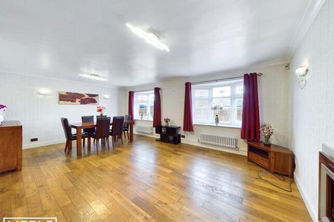 3 Applecorn Close, Sutton Leach, St Helens, WA9 4XZ