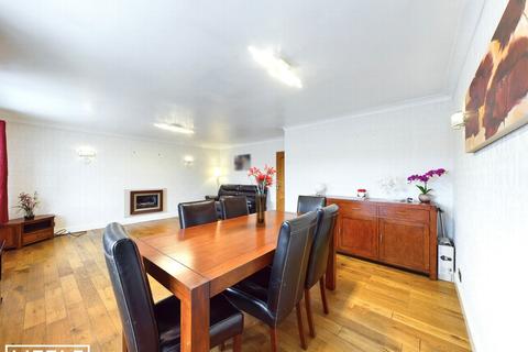 3 Applecorn Close, Sutton Leach, St Helens, WA9 4XZ