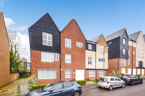 29 Cloudeseley Close, Sidcup, DA14 6TF