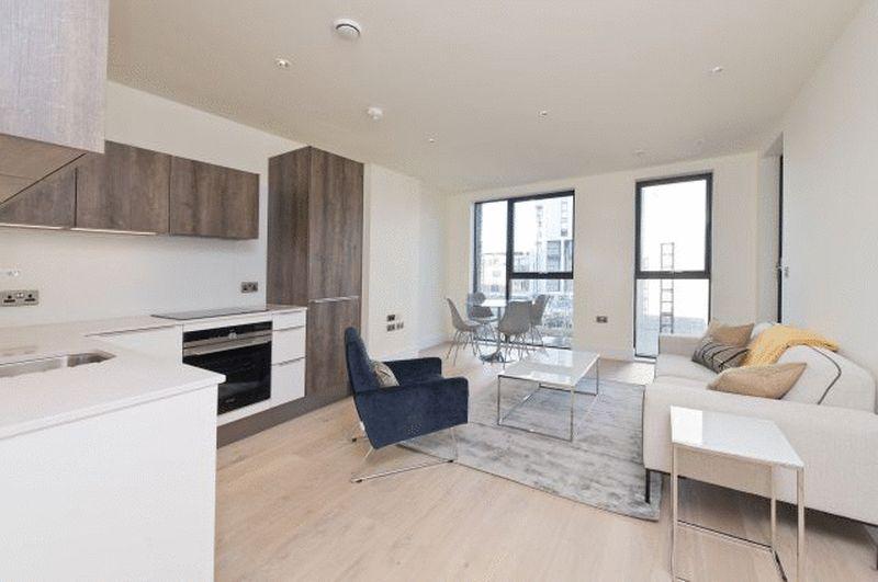 Battersea Exchange, SW8 1 bed apartment £1,800 pcm (£415 pw)