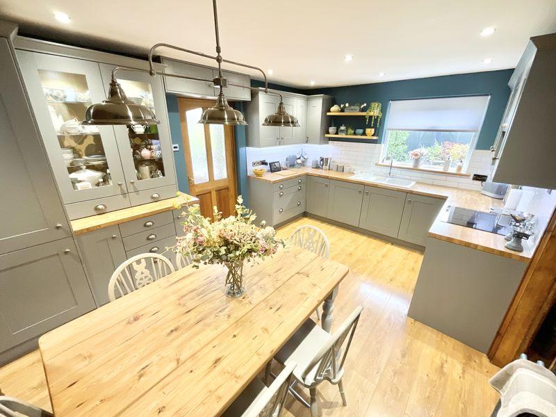 Alexandra Road, Market Drayton 3 bed character property £285,000