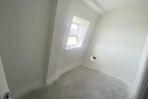 2 bedroom flat to rent, St James Street, Weston-super-Mare, North Somerset