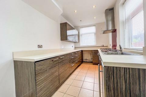 2 bedroom terraced house for sale - Birch Road, Crumpsall, Manchester