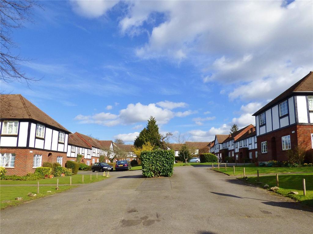 Arlington Lodge, Monument Hill, Weybridge, Surrey, KT13 2 bed apartment