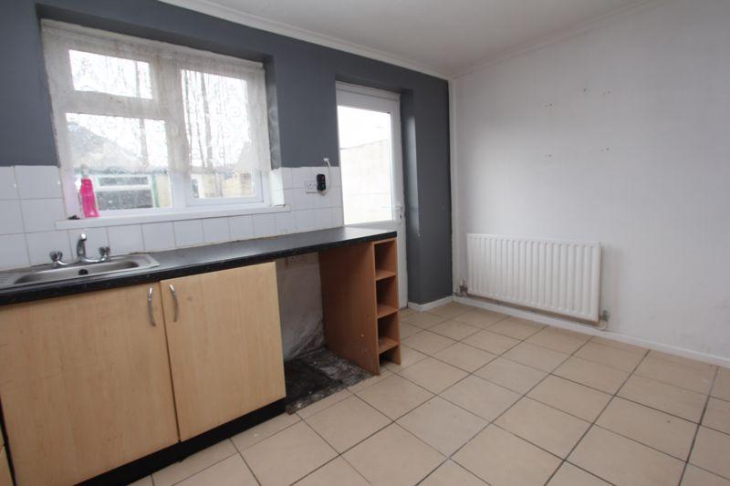 Guthrie Street, Barry 2 bed semidetached house £165,000