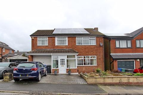 4 bedroom detached house for sale - Cartmel Close, Unsworth, Bury