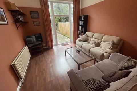 49a Chichele Road, London, NW2 3AN