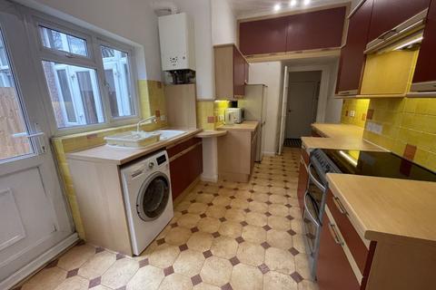 49a Chichele Road, London, NW2 3AN