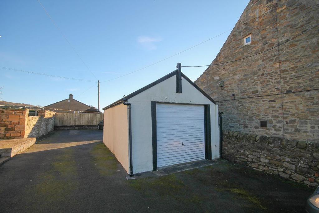 Uppertown, Wolsingham, Auckland 3 bed semidetached house £170,000