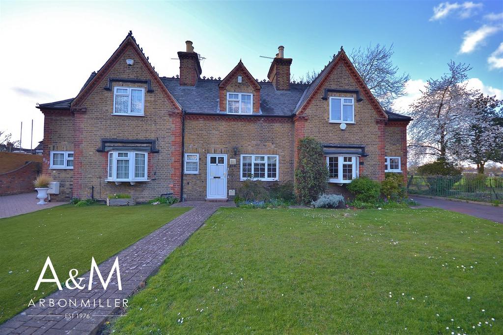 Cranbrook Road, Barkingside 3 bed terraced house £550,000