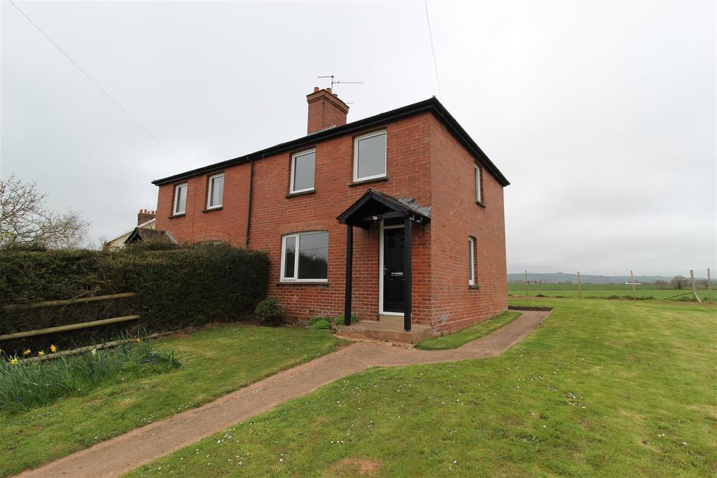 Newton St. Cyres, Exeter 3 bed detached house £1,250 pcm (£288 pw)