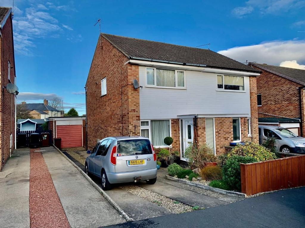 Carisbrooke Crescent, Etherley Dene, Auckland 2 bed semi