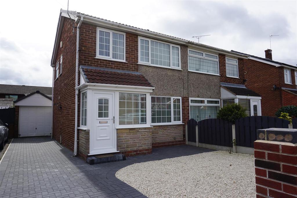 Dalecroft Road, Carcroft, Doncaster 3 bed semidetached house for sale