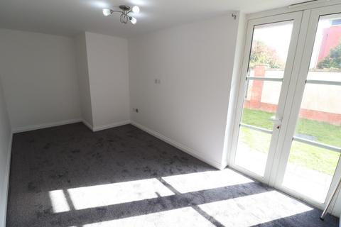 2 bedroom duplex to rent - Watkin Road, Leicester