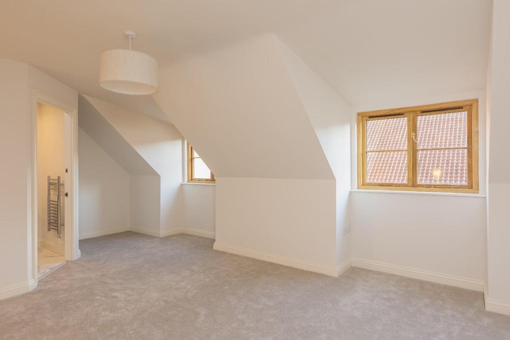 8 Blacksmiths Cottage Bedroom 2-2.jpg