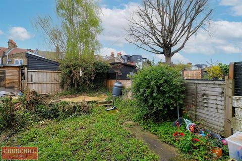 13 Lancaster Road, Walthamstow, London, E17 6AH