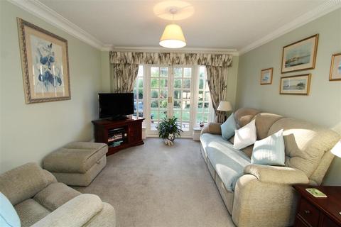 2 Amerston Close, Wynyard, Billingham, TS22 5QX