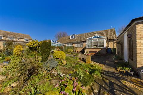 68 Abbots Garth, Seamer, Scarborough, YO12 4QN