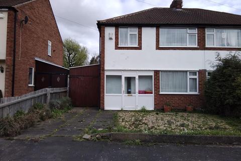 3 bedroom semi-detached house for sale - South Avenue, Leicester Forest East, Leicester