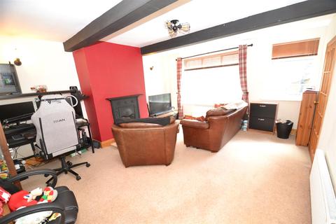 9 Back Fold, Clayton, Bradford, BD14 6BW