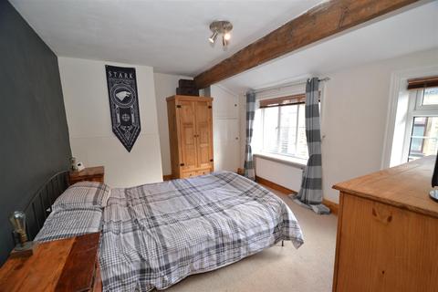 9 Back Fold, Clayton, Bradford, BD14 6BW