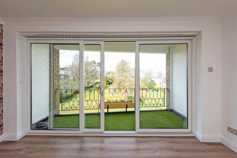 Flat 6, Harrow Court Vesey Close, Sutton Coldfield, B74 4QN