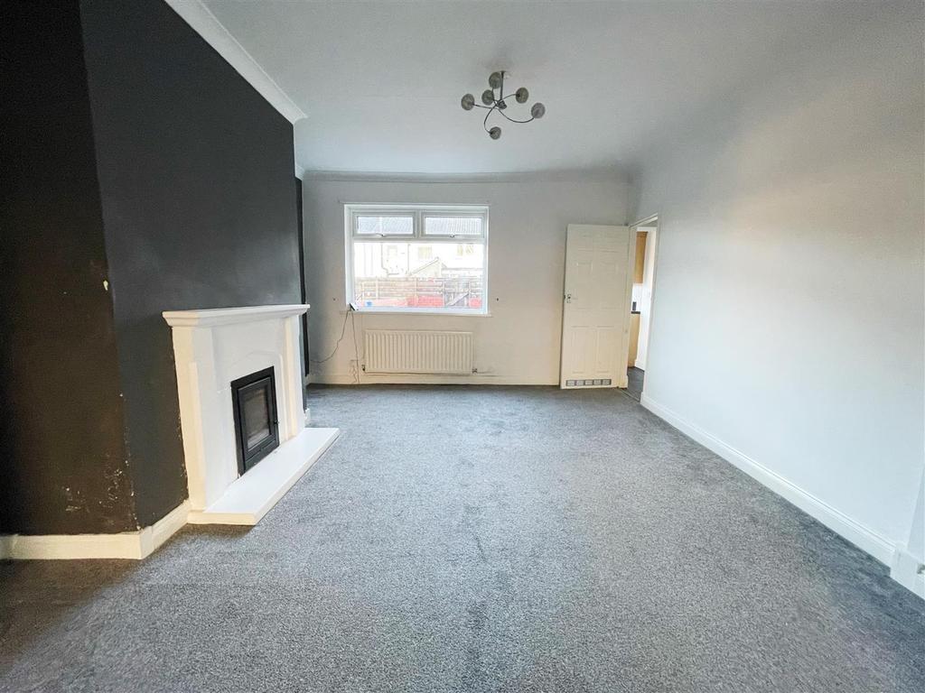 Stratton Street, Spennymoor 2 bed terraced house £55,000