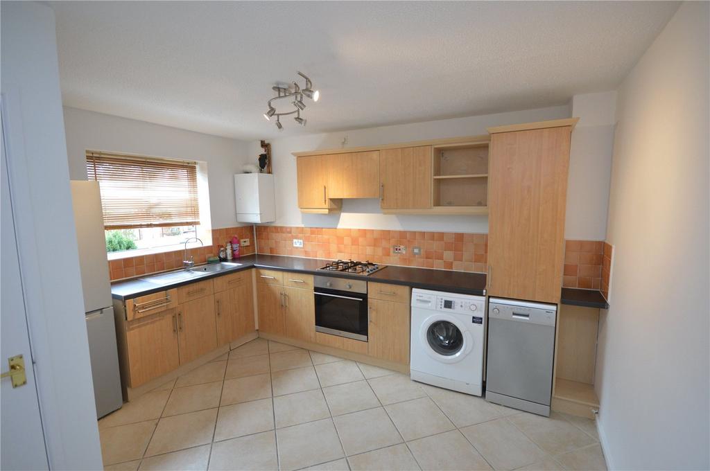 Ludworth Avenue, Marston Green, Birmingham, West Midlands, B37 2 bed terraced house £900 pcm
