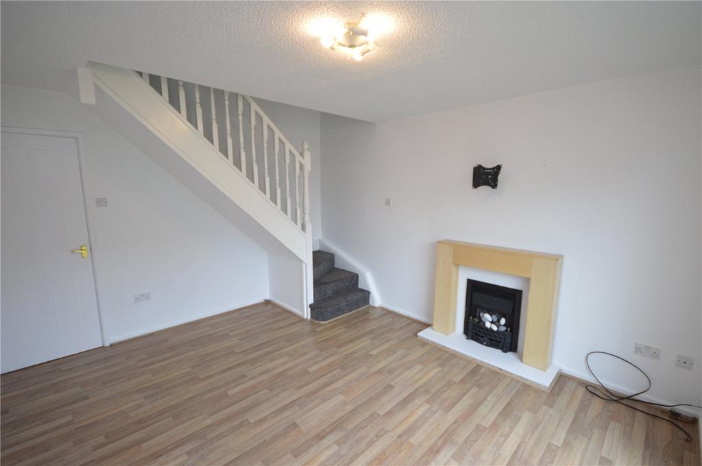 Ludworth Avenue, Marston Green... 2 bed terraced house £900 pcm (£208 pw)