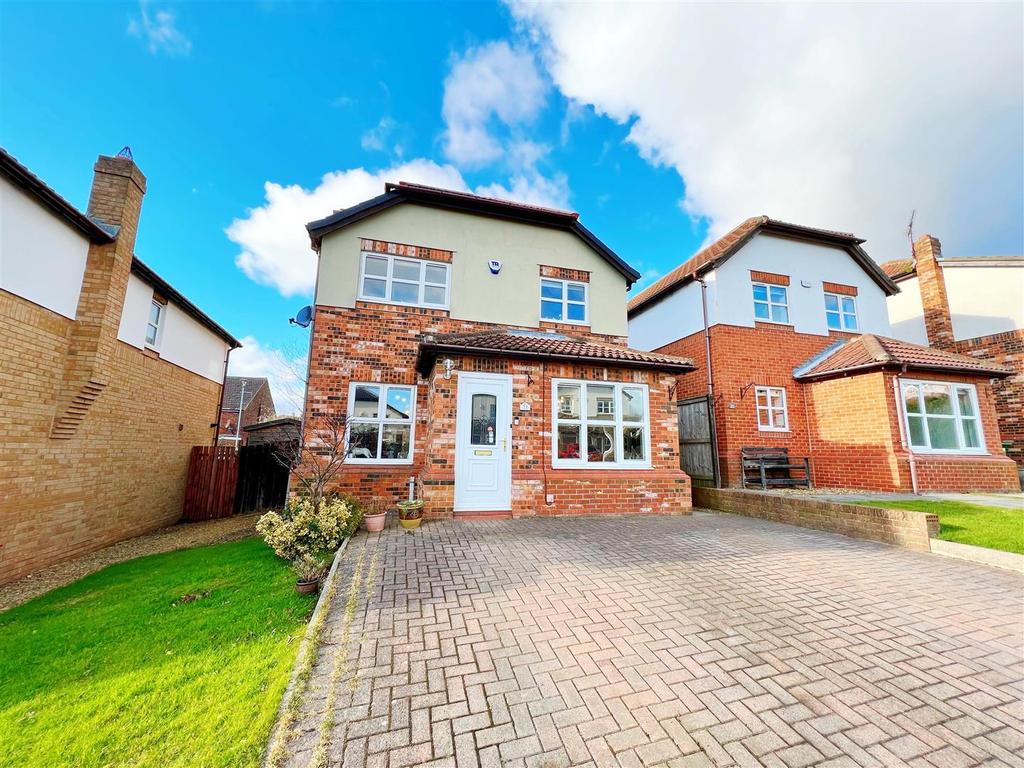 Beckwith Drive, Trimdon Village 4 bed detached house £225,000