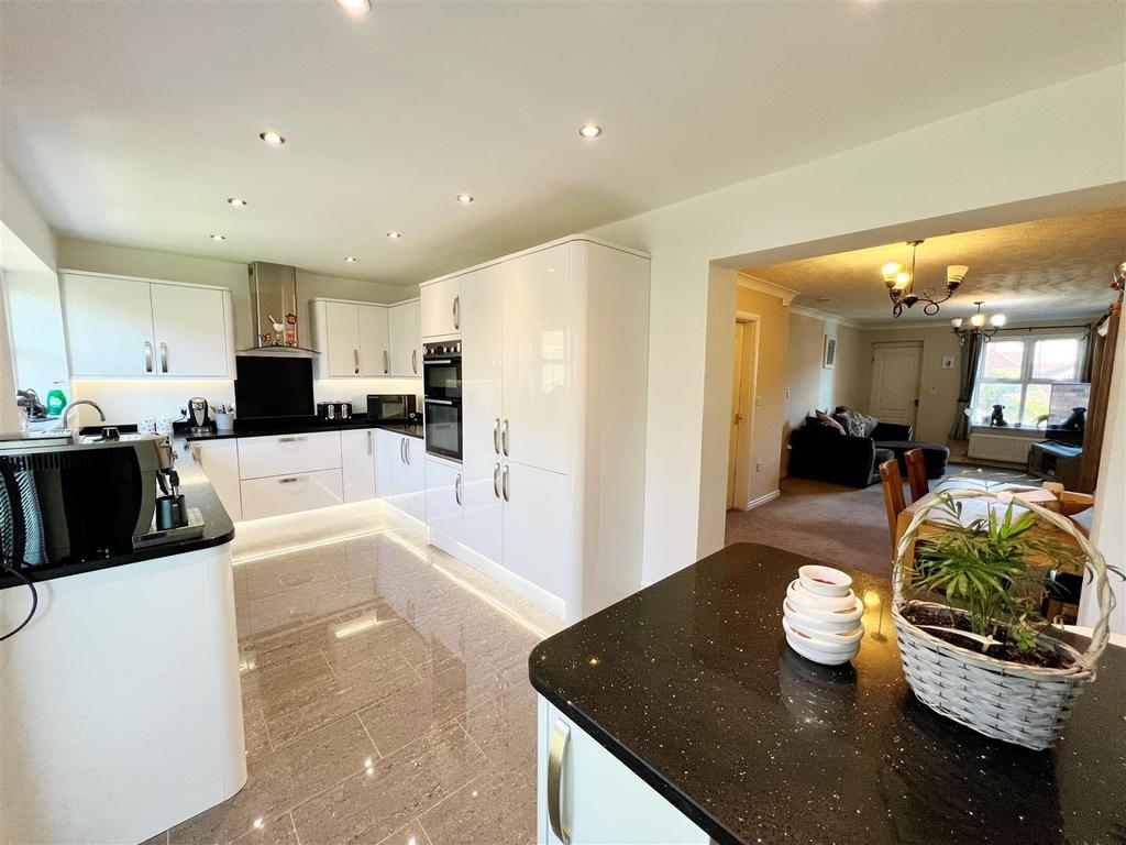 Beckwith Drive, Trimdon Village 4 bed detached house £225,000