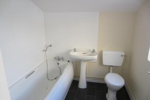 3 bedroom terraced house for sale - Stone Lane, Peterborough