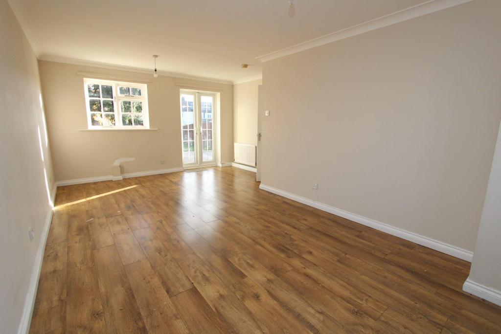 Stanhope Close, Meadowfield, Durham 3 bed semidetached house £140,000