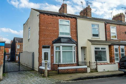 2 bedroom end of terrace house for sale - Falsgrave Crescent, Burton Stone Lane, York