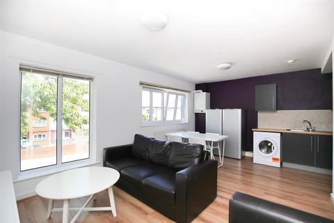 5 bedroom apartment to rent - New Mills, Newcastle Upon Tyne
